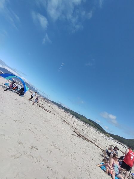 More kite watching
