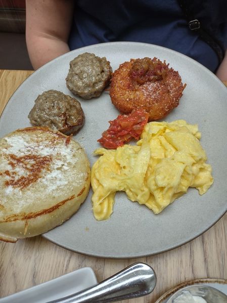 Free breakfast at the Nines
