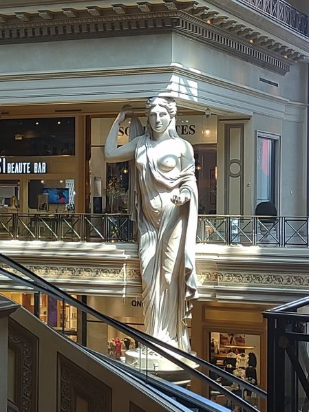 Aria gift shops
