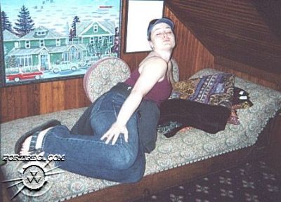 heatherposing~0.jpg